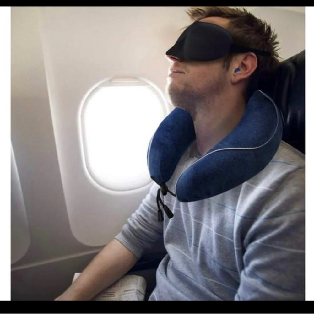 NWT ONSON Travel Pillow, Eye Mask, fEar Plugs w Travel Bag, 100% PURE MEMORY FOA